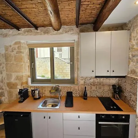 Rafeio Roustic Maisonette *