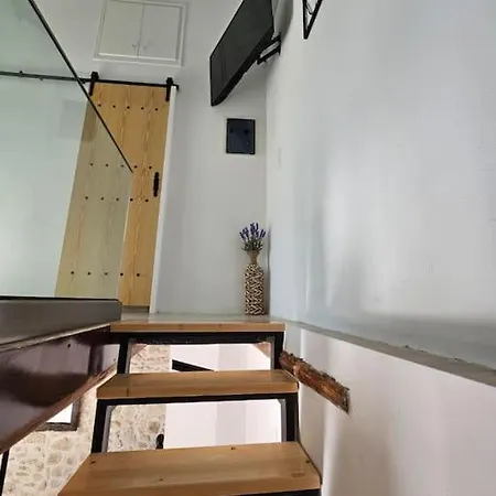 Rafeio Roustic Maisonette *