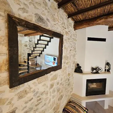 Rafeio Roustic Maisonette Episkopi (Heraklion)