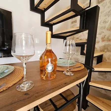 Holiday home Rafeio Roustic Maisonette *
